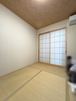 【和室】 | 太秦天神川の美宅・中古物件 | １階6帖和室。客間などでも利用できます。