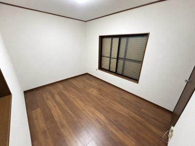 【洋室】 | 中野町3丁目戸建