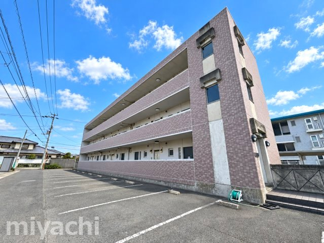 ルミナスコートの外観
