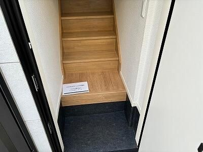 ラークティアラの玄関