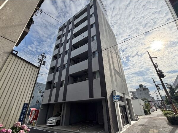 VERITAS SHIRAKANEの外観