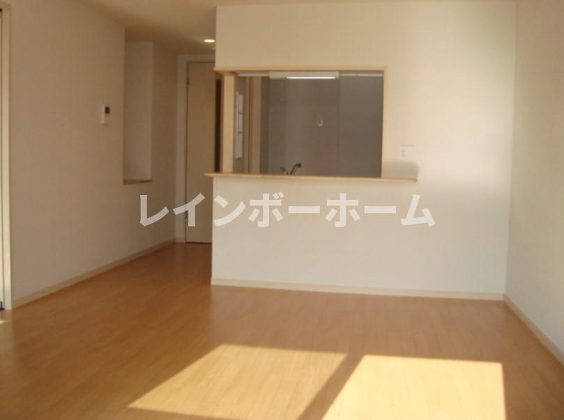 【仲介手数料：50％OFF】対象物件！の居間・リビング|ゆったり過ごせるリビングです