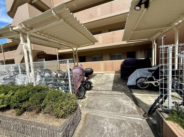 シャンティー舞子の駐輪場