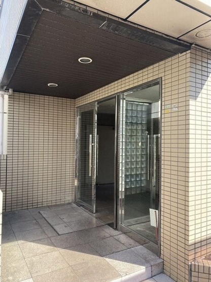 【エントランス】 | ロータリービルド南花田