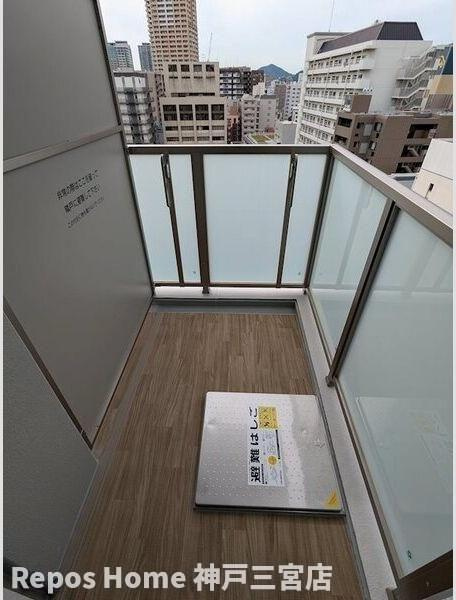 エスリード神戸三宮ヒルズのバルコニー