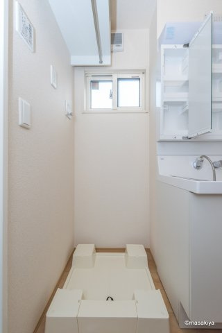 OAK三輪 Ⅱの洗面所