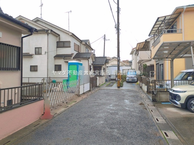 さいたま市見沼区島町0254の前面道路含む現地写真