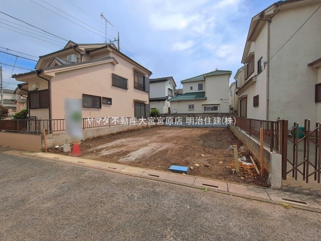 さいたま市見沼区島町0254の前面道路含む現地写真