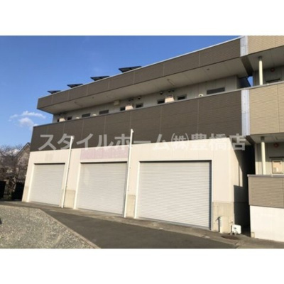 【外観】 | ガレージハウス　リビオ禎紫園Ⅱ