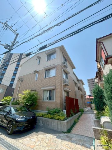 Friend Esakahigashiの外観
