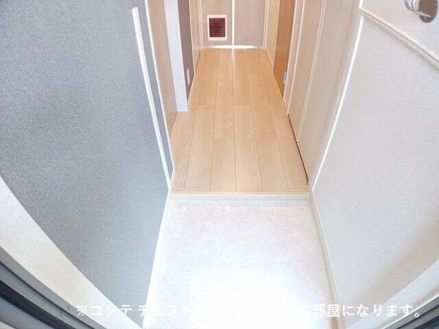水口町秋葉アパート（０２８６４７４０１）の玄関