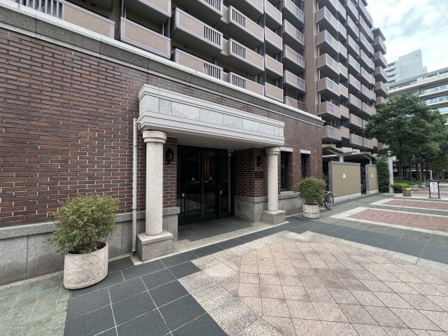 駅が近い・イオンが近い・小学校も近い・役所も近い・管理体制◎・リフォーム済・ペット飼育可◎これ以上言わなくてももうわかりますよね？ネガティブポイントがないってこと！な『パークシティ横濱Ａ棟』リフォーム