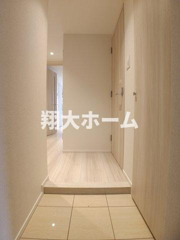 エルフォルテ東日暮里の玄関