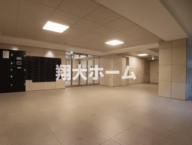エルフォルテ東日暮里のロビー