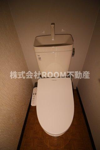 サンライズ若葉のトイレ|落ち着いた色調のトイレです