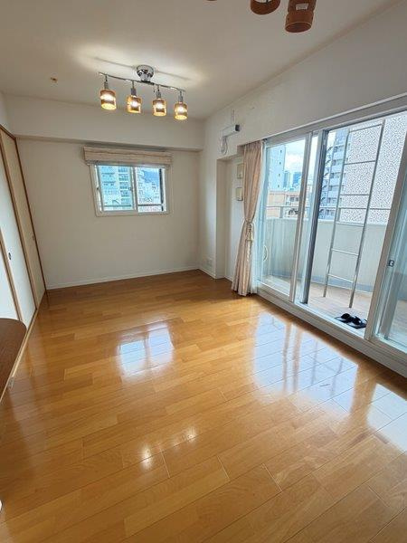 ワコーレ神戸元町マークスの居間・リビング