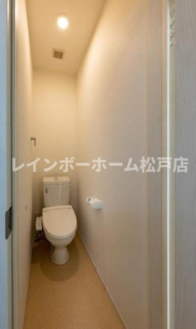 【仲介手数料：50％OFF】対象物件！のトイレ|ゆったりとした空間のトイレです