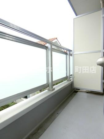 リブリ・ブランドール湘南台※初期費用分割あと払いサービス利用可能物件のバルコニー