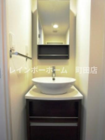 リブリ・ブランドール湘南台※初期費用分割あと払いサービス利用可能物件の洗面所