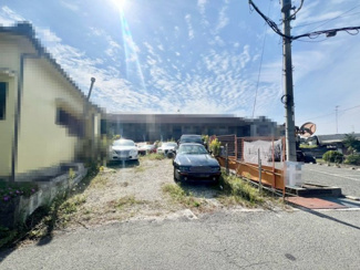 【前面道路含む現地写真】 | 【個性あふれる住まいを実現できる「建築条件無の売土地」です】