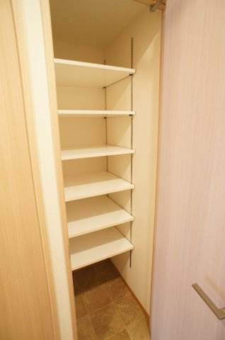 グリーンハイツ鬼高の収納