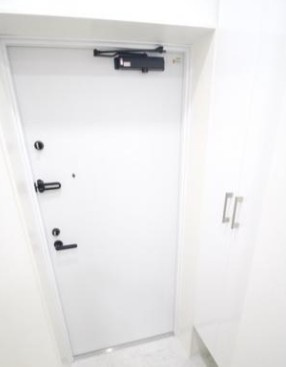 グッドウィルたまプラーザの玄関