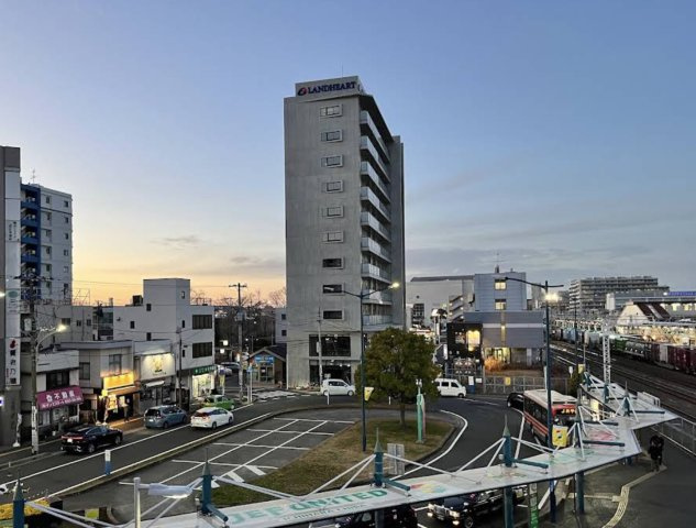 千葉市中央区南町２丁目の店舗事務所の周辺