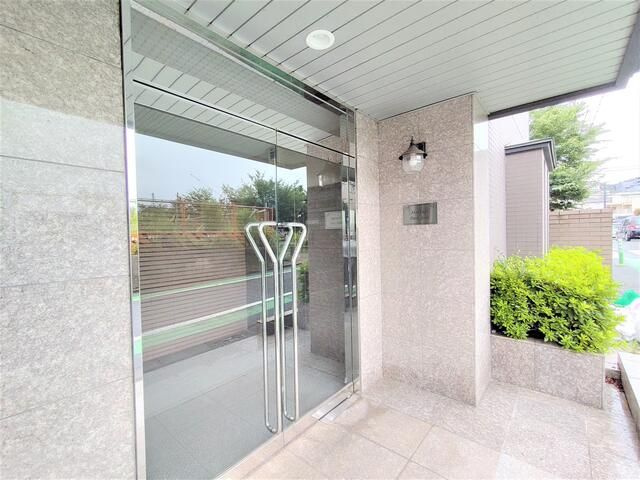 世田谷区代沢３丁目の賃貸マンションのエントランス|建物の内部です