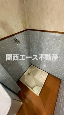  | 宝町貸家