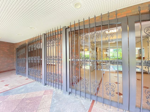 【エントランス】 | 朝日エンブレム奥沢