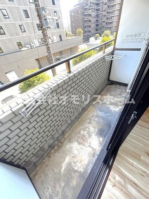 エクセレントコート東六郷のバルコニー