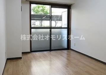 エクセレントコート東六郷の居間・リビング|別部屋参考写真