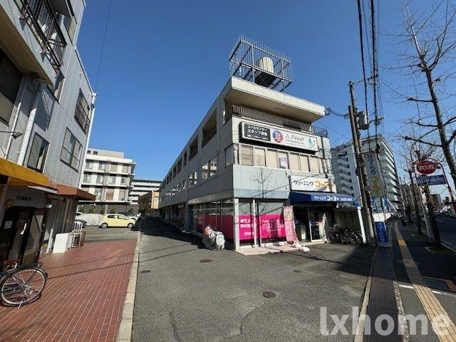 南茨木駅前ビルの外観