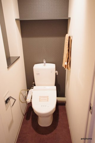 ラウレア　仲介手数料無料のトイレ