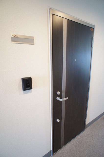Ｕ－ＨＯＵＳＥ市川南の玄関