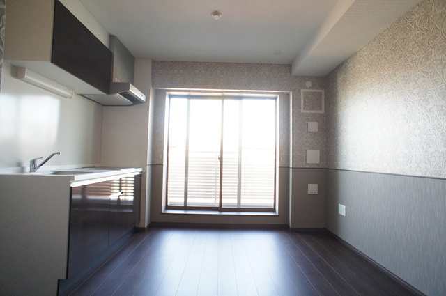 Ｕ－ＨＯＵＳＥ市川南の居間・リビング
