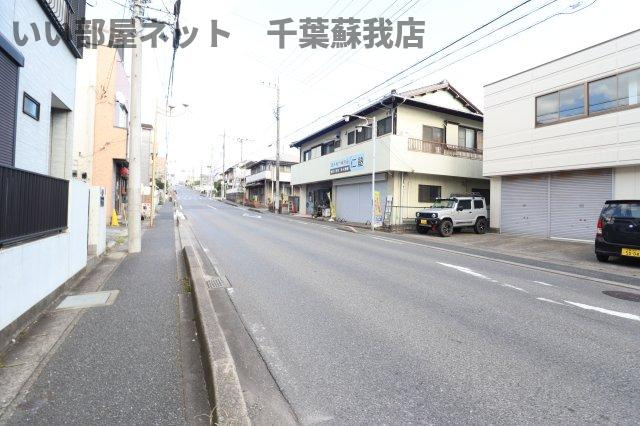 ピースランドの周辺