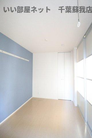 ピースランドの洋室|広々とした洋室です