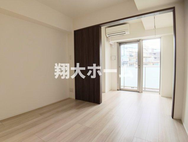 エルフォルテ東日暮里の居間・リビング
