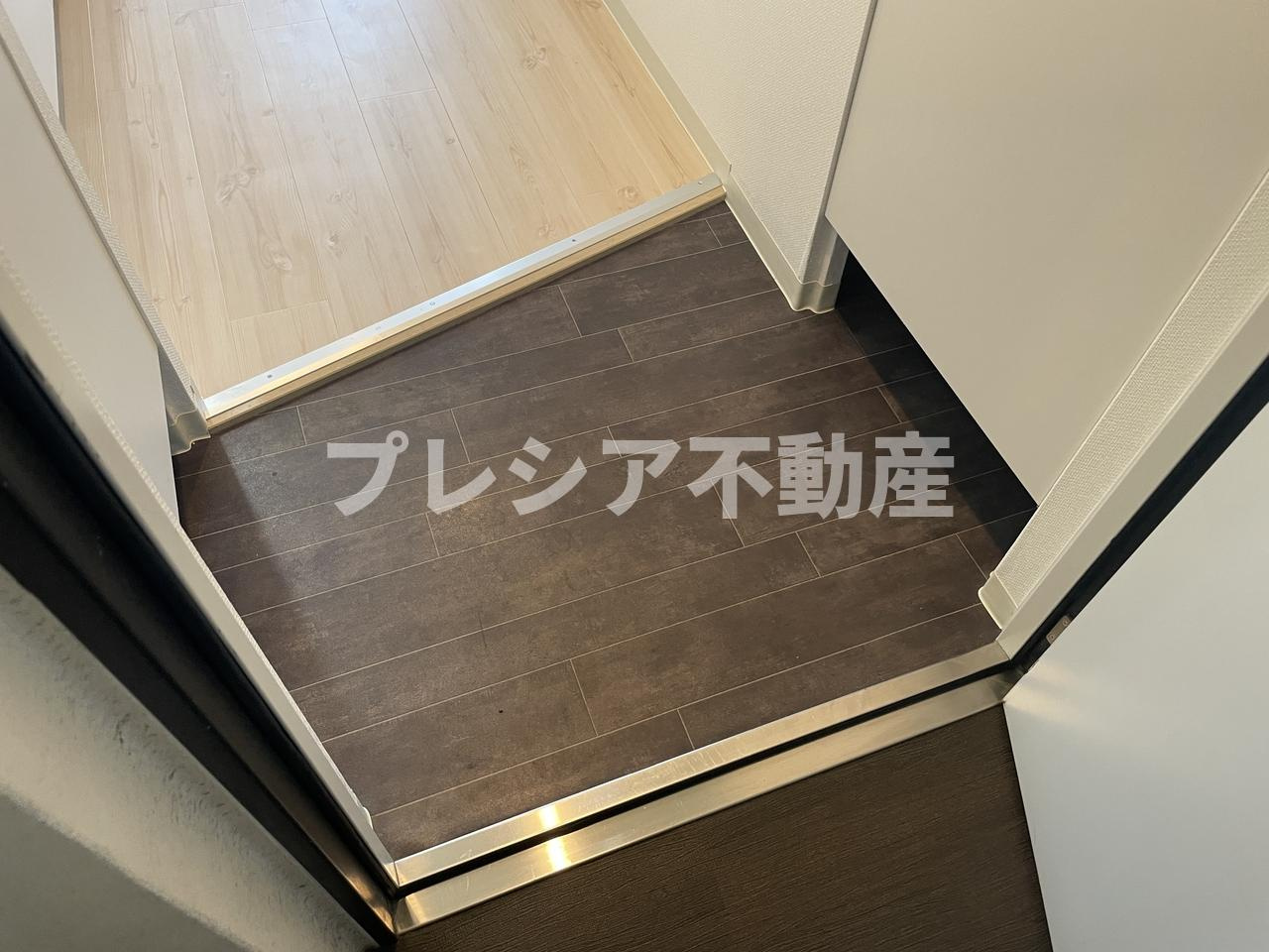 セレニテ甲子園Ⅰの玄関