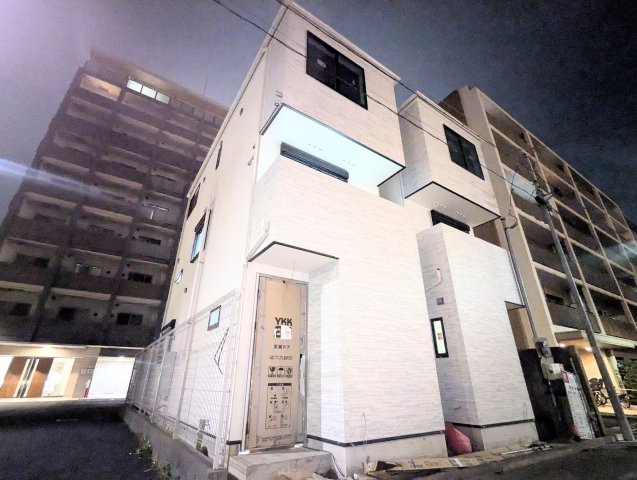 大田区本羽田2丁目　新築戸建の外観|2026.10.19撮影

現地ご見学希望・資料請求などお気軽にお問い合わせ下さい！
03-5990-5201