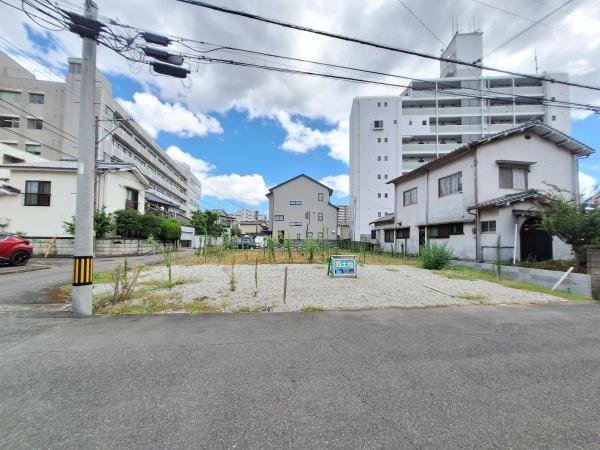 千代町3丁目1期1号棟の前面道路含む現地写真|前面道路含む現地(2026年8月撮影)