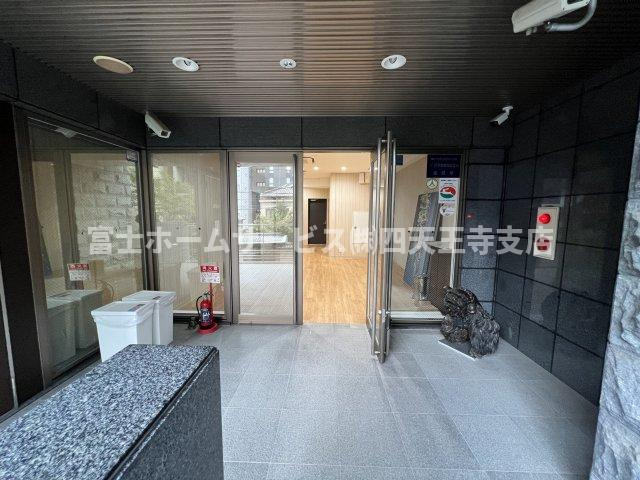 大阪市中央区石町１丁目の店舗事務所のロビー