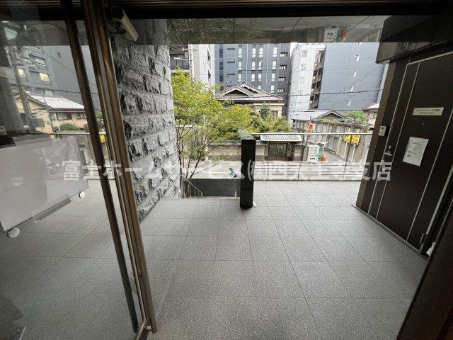 大阪市中央区石町１丁目の店舗事務所のロビー