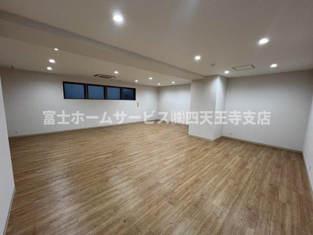 大阪市中央区石町１丁目の店舗事務所の内装