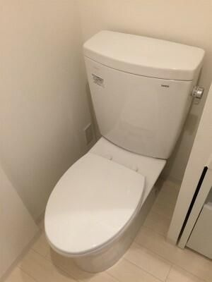 ビバリーホームズ千歳烏山のトイレ|シンプルで使いやすいトイレです