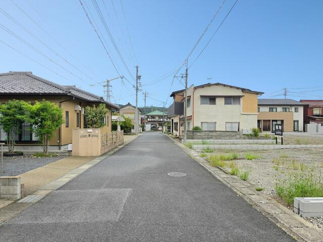 瑞浪市上野町3丁目の前面道路含む現地写真|周辺環境