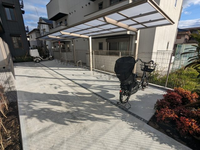 BIVIOの駐車場