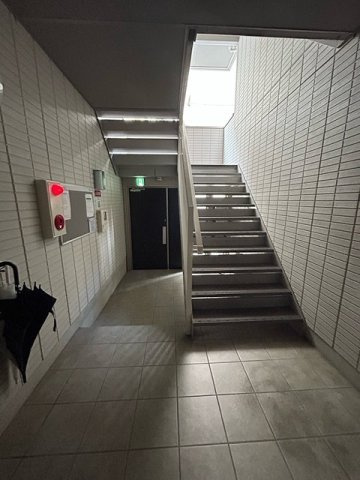 ウエストアロー阿波座のロビー