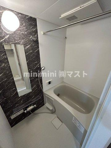ウエストアロー阿波座の浴室|※別号室参考写真